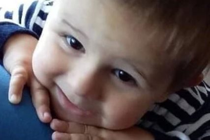 POMOZIMO MALOM BORCU Dvogodišnjem dječaku treba naša pomoć za operaciju tumora na mozgu