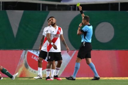 SUDIJA U GLAVNOJ ULOZI Riveru poništeni gol i penal, Palmeiras u finalu Kopa Libertadores (VIDEO)
