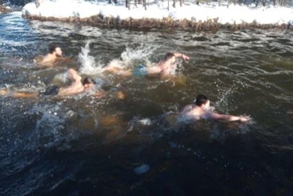 Teška epidemiološka situacija u Srbiji: Otkazano krstovdansko plivanje za Časni krst