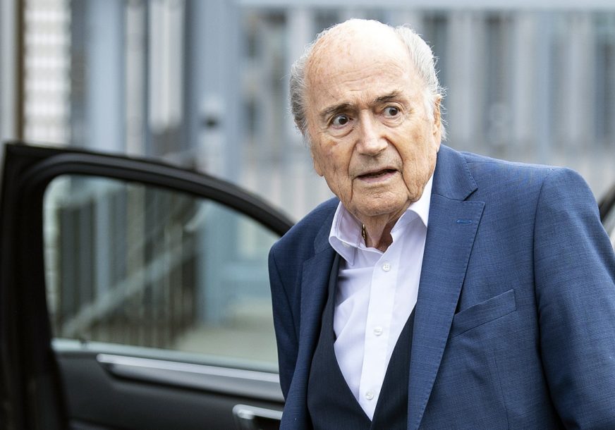 BLATER PRIMLJEN U BOLNICU Bivši predsjednik FIFA u teškom stanju