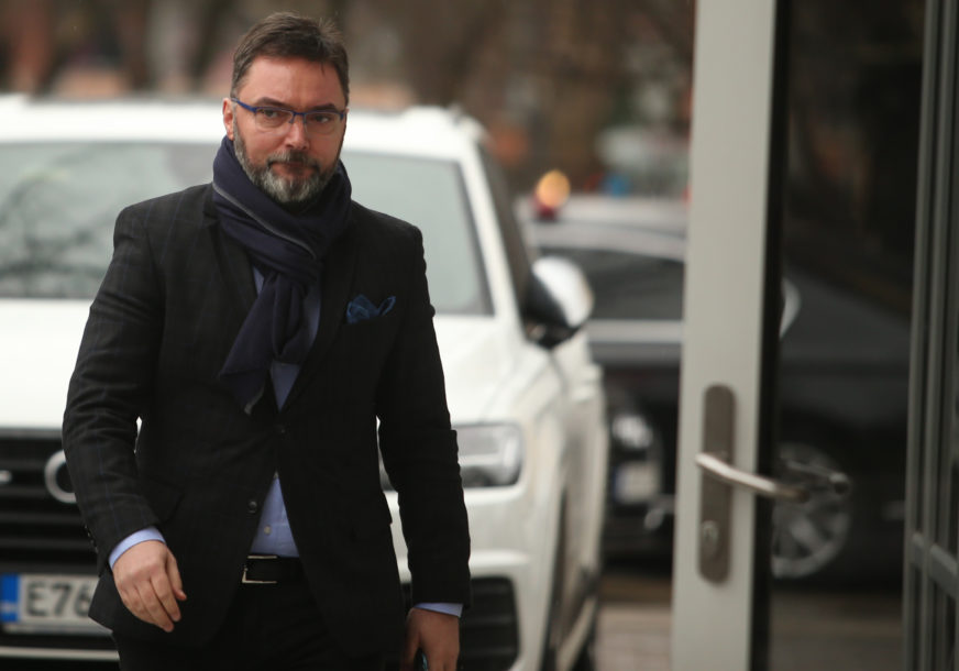 "Ovo je vrhunac njegovog djelovanja protiv Srpske" Košarac pozvao Šarovića da isključi Mektića iz SDS