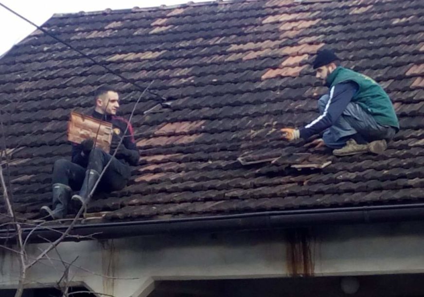 SVI IM SE DIVE Heroji iz Kostajnice više vremena proveli na krovovima nego na zemlji