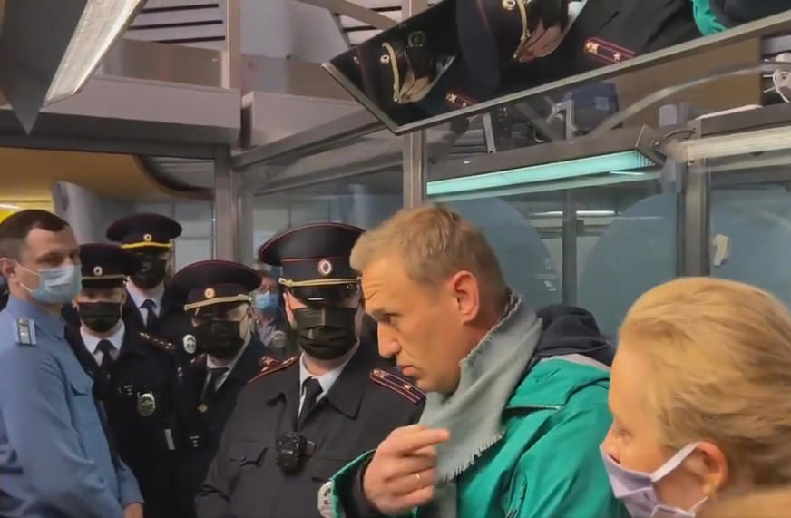 "NEZAKONITO ZADRŽAVANJE" Njemačka pozvala Rusiju da odmah oslobodi Navaljnog