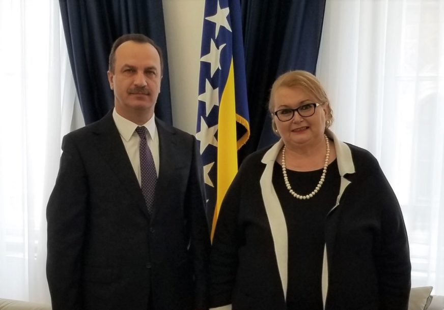 Ambasador Ukrajine sastao se sa Turkovićevom:  Što prije rasvijetliti slučaj "IKONA"