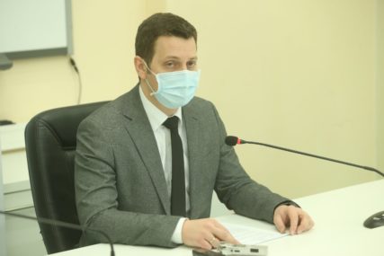 UMRLO 13 LJUDI Na koronu pozitivno još 106 građana Srpske
