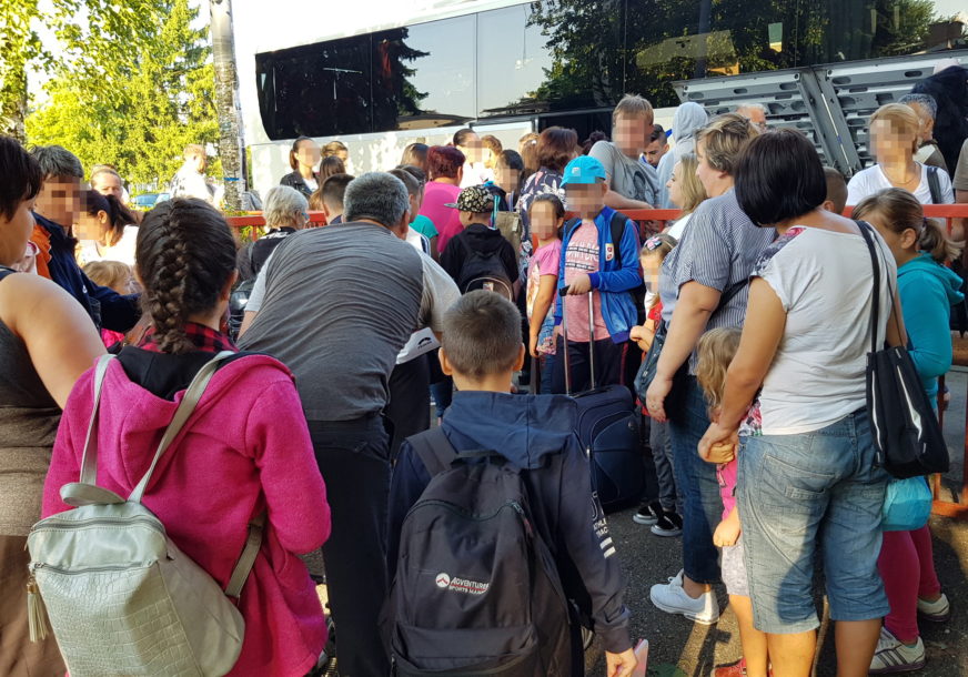 Đaci organizovali humanitarni nastup: Učenici iz Kosovske Mitrovice izabrali Banjaluku za matursko putovanje