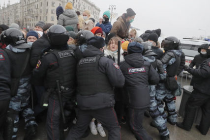 PROTESTI ŠIROM RUSIJE Privedena i supruga Alekseja Navaljnog