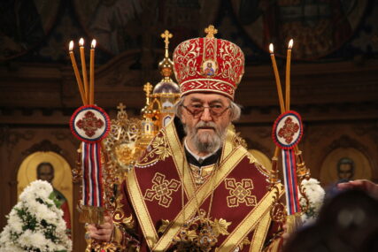Vladika Jefrem sutra u hramu Hrista Spasitelja: Služiće za Badnje veče i Božićnu liturgiju