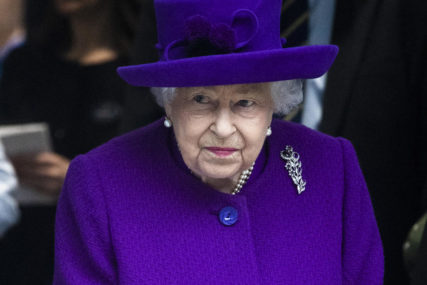 VIRUS POREMETIO PLANOVE Kraljica Elizabeta odustala od dugogodišnje tradicije