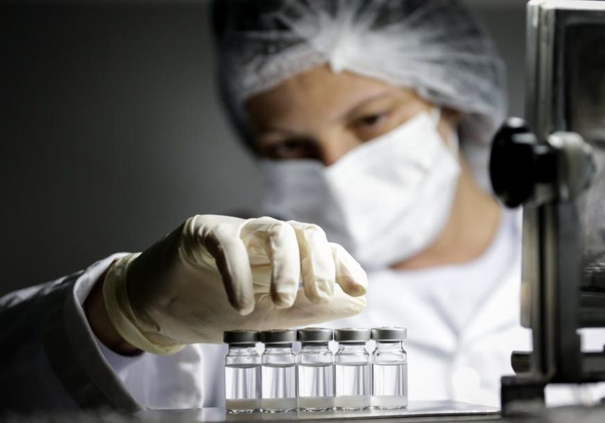 Turska spremna da proizvede MILIONE DOZA ruske vakcine protiv korone