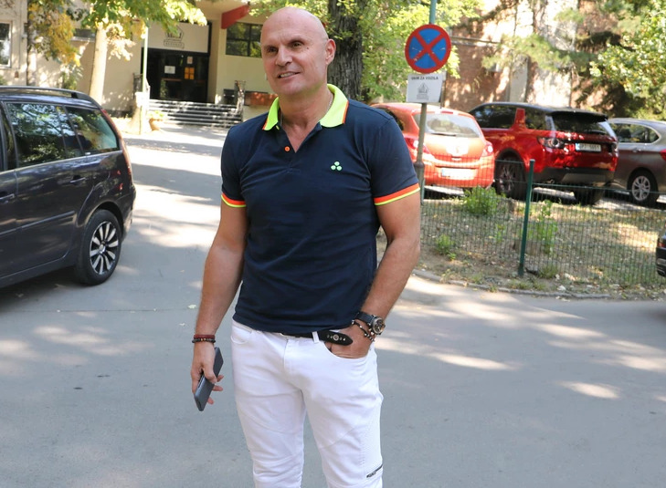 MILI POZITIVAN NA KORONU Saša Popović otkrio da će on glasati kao šesti član žirija