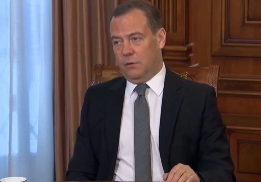 Medvedev kategoričan "Ne možemo prihvatiti NATO u Ukrajini"