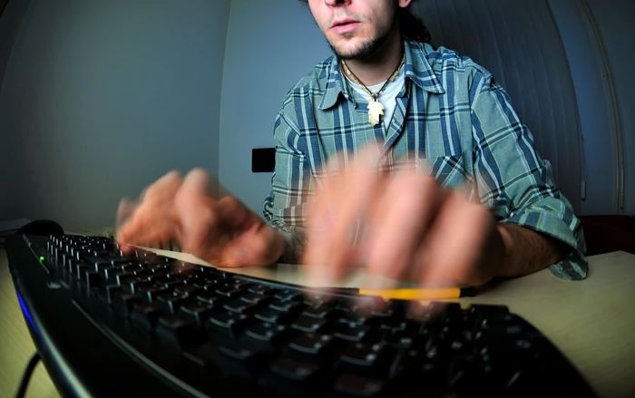 "Divlji zapad interneta" Zbog sajber kriminala u velikoj akciji Evropola uhapšeno najmanje 150 ljudi