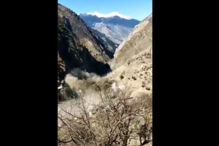 KASTASTROFA U INDIJI Obrušio se glečer sa Himalaja, više od 125 stanovnika se vodi kao nestalo (VIDEO)