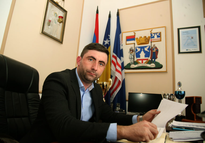Skupština grada Bijeljina: Gradonačelnik povukao iz procedure prijedlog budžeta