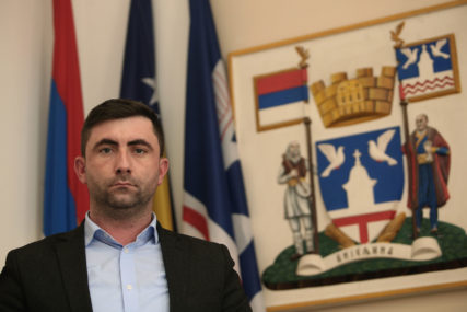 "Pokrenite moj opoziv, niste zbog toga TREBALI IĆI U LAKTAŠE" Petrović odgovorio Dodiku i koaliciji "Dogovor za Bijeljinu"