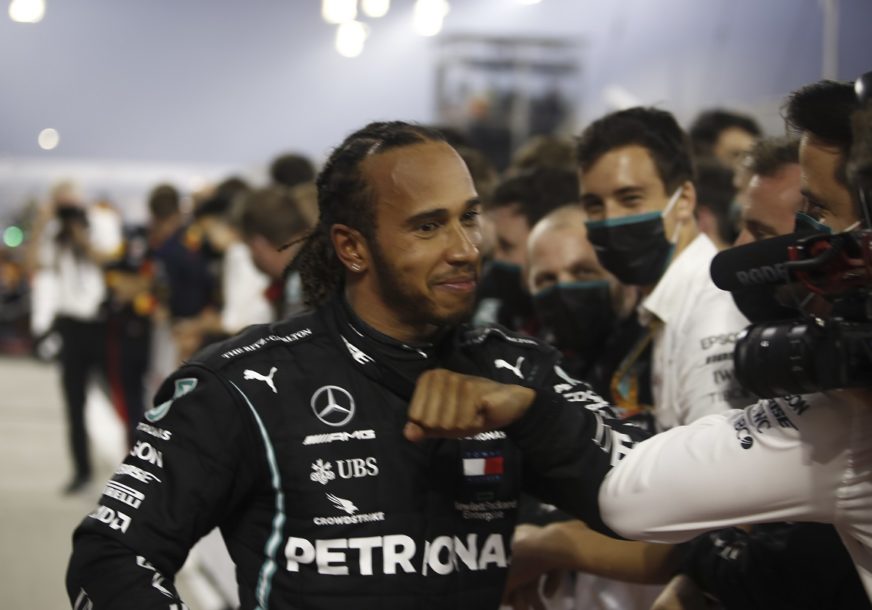 PRODUŽENA SARADNJA Hamilton u Mercedesu još najmanje godinu dana