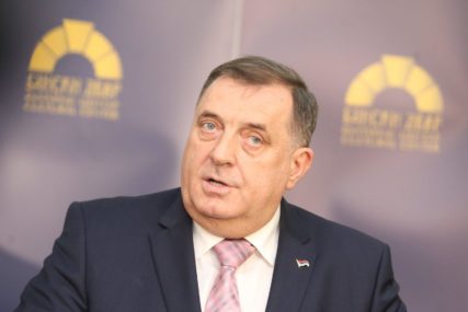 "Nabavkom vakcina Srpska dokazala da je jedina funkcionalna u BiH" Dodik tvrdi da ovih dana stižu nove doze Sputnjika V