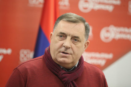 "NENADOKNADIV GUBITAK" Dodik izjavio sučešće povodom smrti profesora Milorada Telebaka