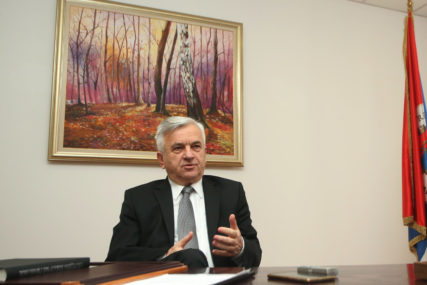 “Srpska treba da zaštiti svoj status” Čubrilović poručio da odluke stranaca imaju teške posljedice po građane