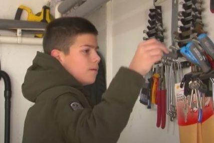 "Svaki vozač treba da zna DVIJE STVARI" Nikola (13) je najmlađi mehaničar i razbija sve predrasude (VIDEO)