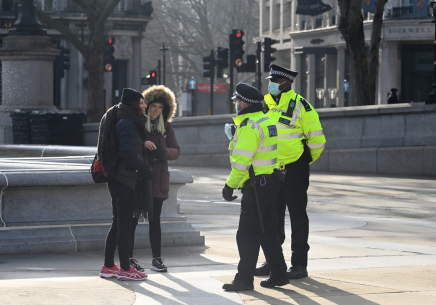 SERIJA NAPADA U LONDONU Ubijena jedna osoba, devetoro ljudi izbodeno