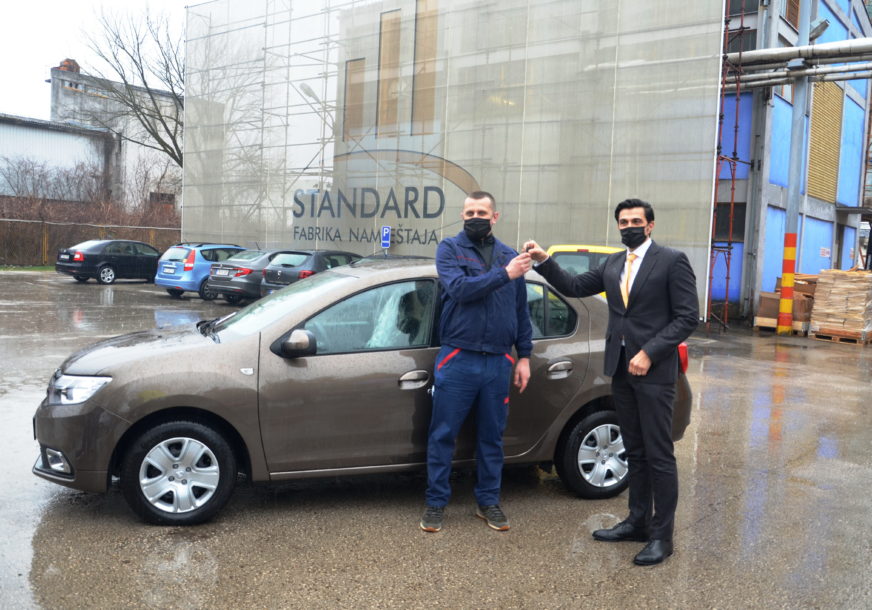 "Standard" iz Prnjavora dodijelio automobil najboljem radniku (FOTO, VIDEO)