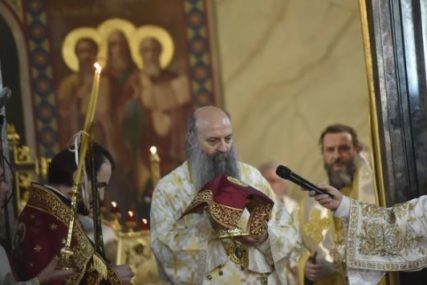 PATRIJARH PORFIRIJE SLUŽIO U ZAGREBU Nakon čitanja Svetog Jevanđelja besjedom se obratio sabranom narodu