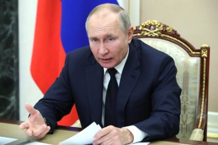 ŽELI SISTEMATIČAN PRISTUP PROBLEMU Putin: Nastaviti borbu protiv korupcije na svim nivoima