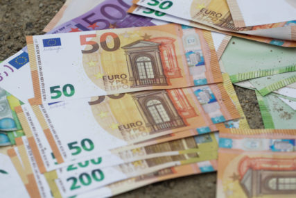 VEĆA ŠTEDNJA TOKOM PANDEMIJE Na račune Evropljana stiglo 585 milijardi evra