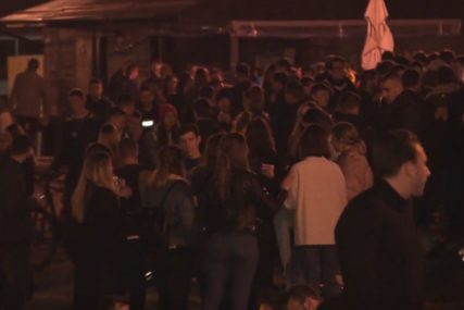 POLICIJA BEZ REAKCIJE Na žurci u Zagrebu na stotine mladih