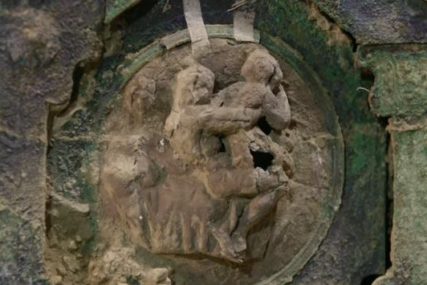 “Treba iskopati još 20 hektara” U Pompejima pronađena gotovo neoštećena kočija (VIDEO)
