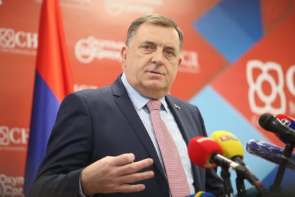 BUDUĆNOST NA MLADIMA Dodik: Dolazi do smjene generacija na političkoj sceni