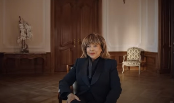 "PREVIŠE LIČI NA MENE" Tina Tarner tuži njemačku pjevačicu (VIDEO)
