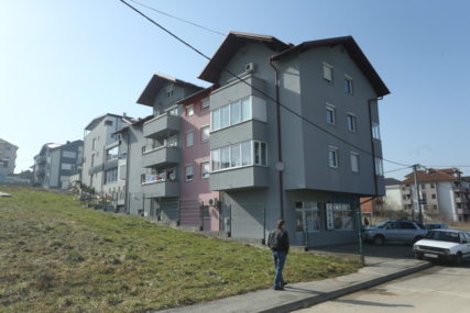Haos na tržištu nekretnina u Srpskoj: Prodaju stanove u ILEGALNIM ZGRADAMA i na tuđoj zemlji
