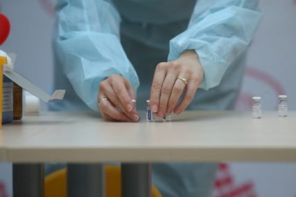 Sutra početak vakcinacije medicinskih radnika u Domu zdravlja Banjaluka