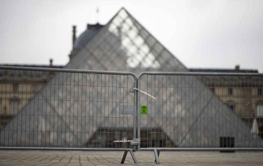 KORONA I UMJETNOST Pariski Luvr od oktobra 2020. godine bez posjetilaca