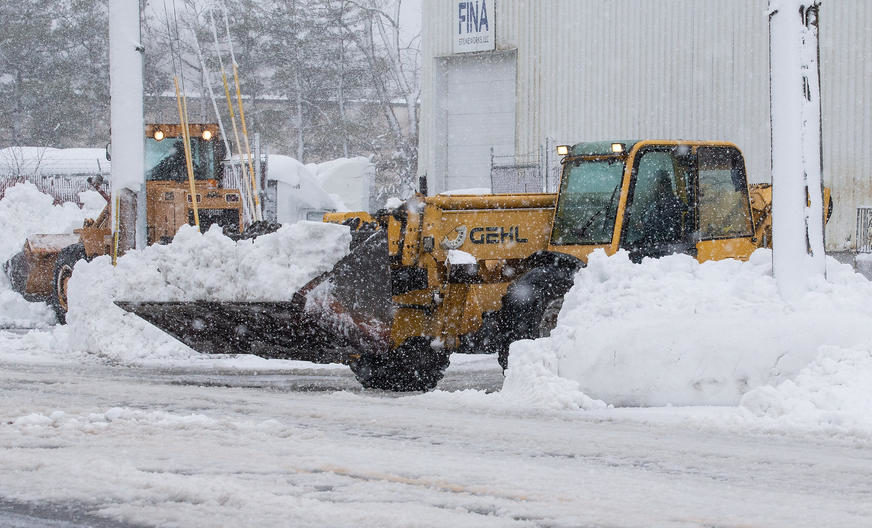 U SAD oboren rekord: Pala najveća količina snijega tokom oluje u zadnje 122 godine