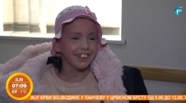 Znak je bio "bambus kosa", onda su im rekli teške vijesti: Anđelija je jedina djevojčica u Srbiji koja ima NETERTON SINDROM
