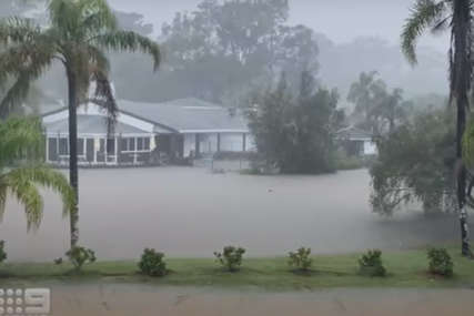 ALARM U AUSTRALIJI Vlasti upozorile stanovnike na smrtno opasne poplave na istoku (VIDEO)