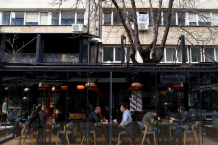 BUGARSKA UBLAŽILA MJERE Od danas otvoreni kafići i restorani