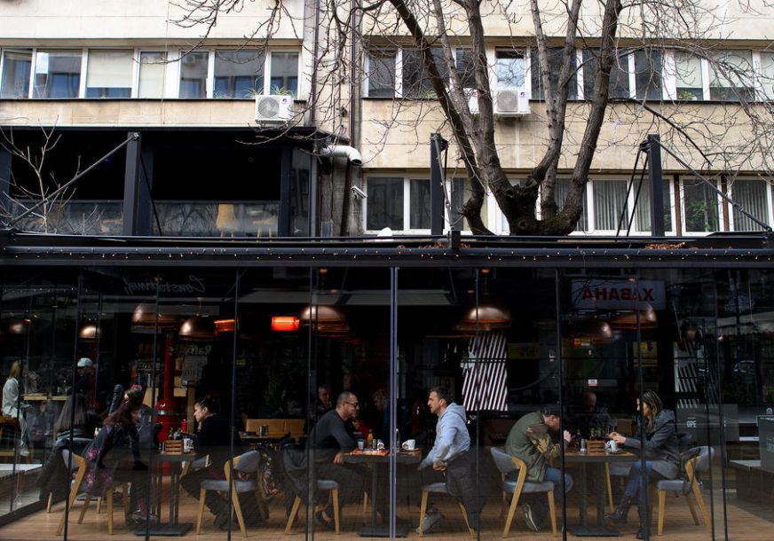 BUGARSKA UBLAŽILA MJERE Od danas otvoreni kafići i restorani