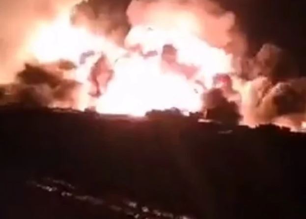 Eksplozije na sjeveru Sirije: Gori rafinerija nafte blizu turske granice