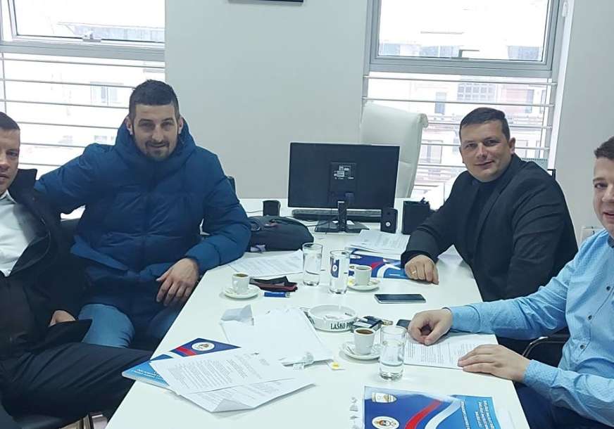 "NEPOTREBAN NAČIN BORBE" Odbornici DNS iz Istočnog Novog Sarajeva poručuju da nema potrebe za proteste ugostitelja