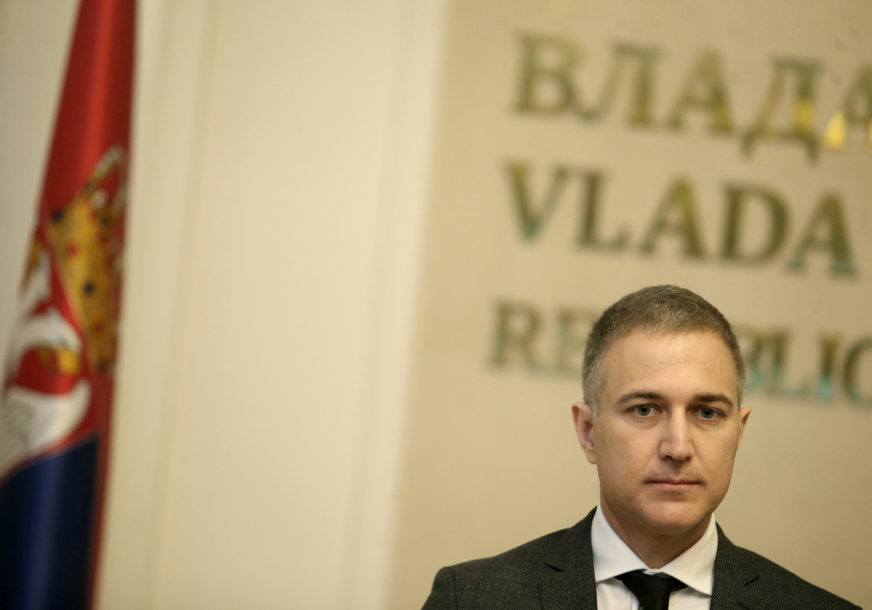 Stefanović: Vojska će nastaviti da štiti bezbjednost građana