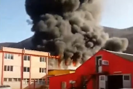 SPRIJEČENO ŠIRENJE VATRE Vatrogasci stavili pod kontrolu požar u Sarajevu