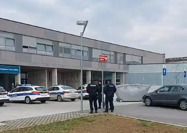 PANIKA U HRVATSKOJ Srednja škola evakuisana nakon što je mladić upao uz prijetnju bombom