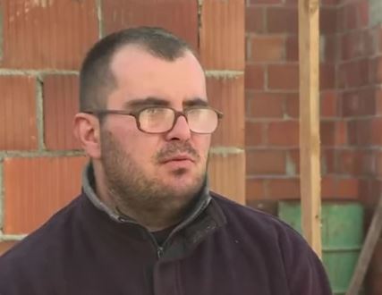 Počeo da piše knjigu, a onda se sve promijenilo: Vladimir sa 14 krenuo da zarađuje, sa 23 godine probao da se ubije zbog gladi