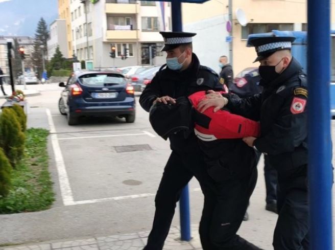 PREVARE I PRANJE NOVCA Uhapšeni u akciji Vektor predati tužilatvu u Trebinju