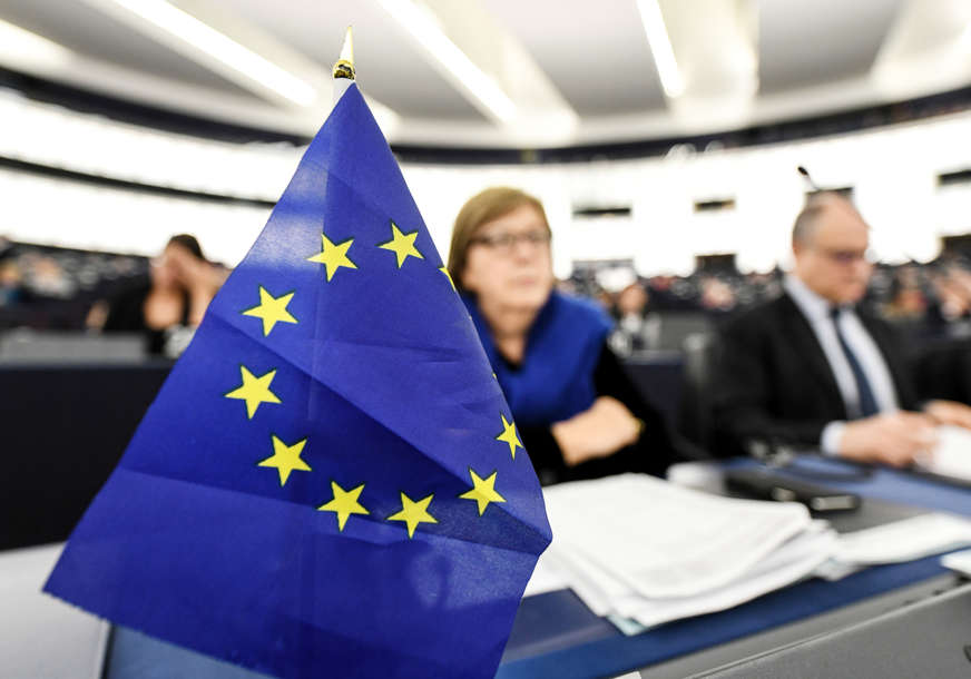 Šta donosi produženje odluke EU: Brisel može lakše da KAŽNJAVA POLITIČARE u BiH